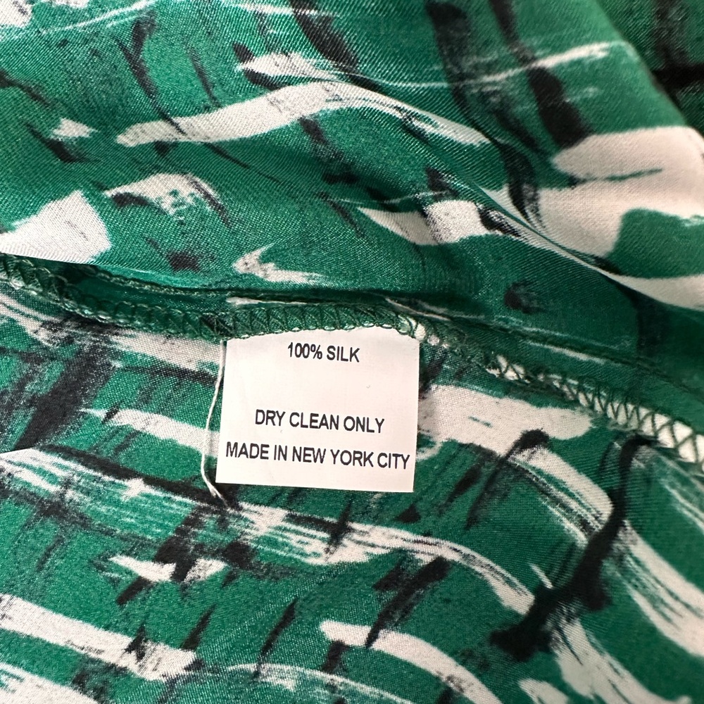 Hunter Bell Green Patterned Blouse - image 6